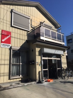 外観は新しいのですが、中は昔ながらの雰囲気です。